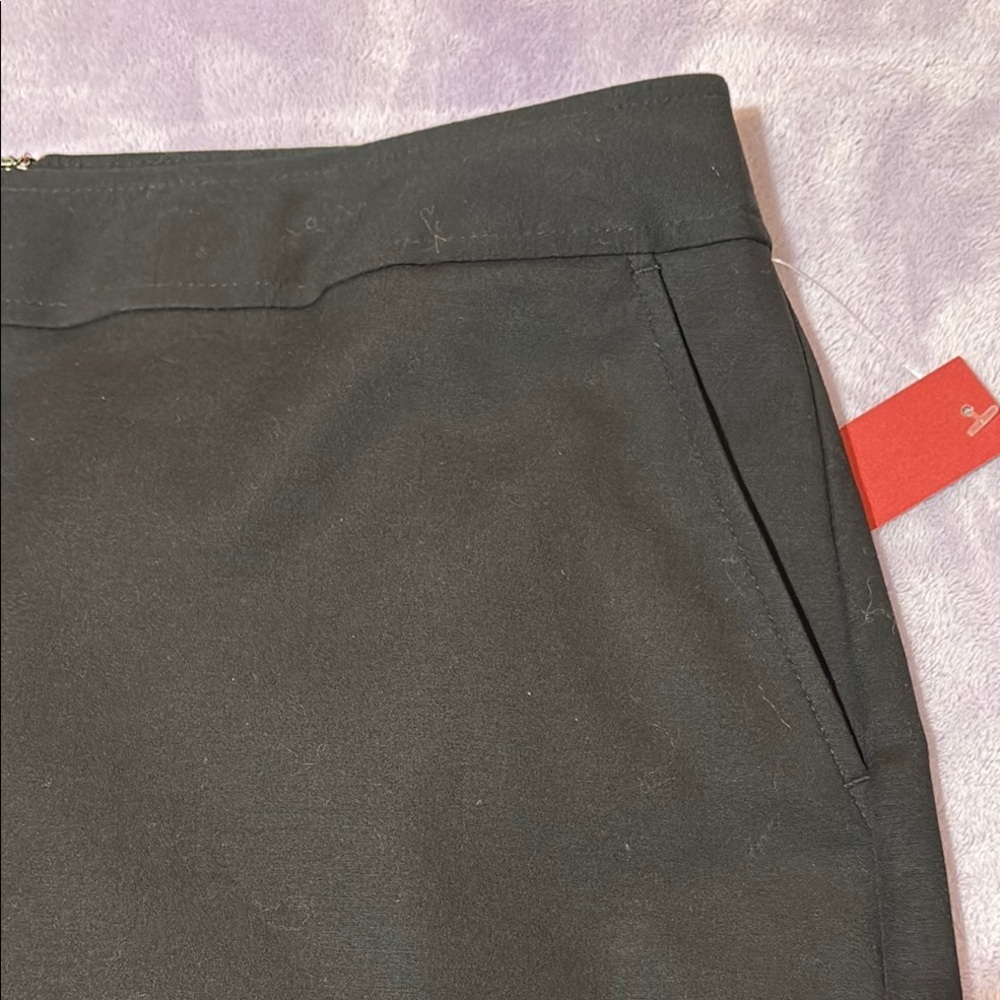 Merona Stretch Black Mini Skirt Size 12 NWT Pockets Lined | Stock Photos - Picture 4 of 9